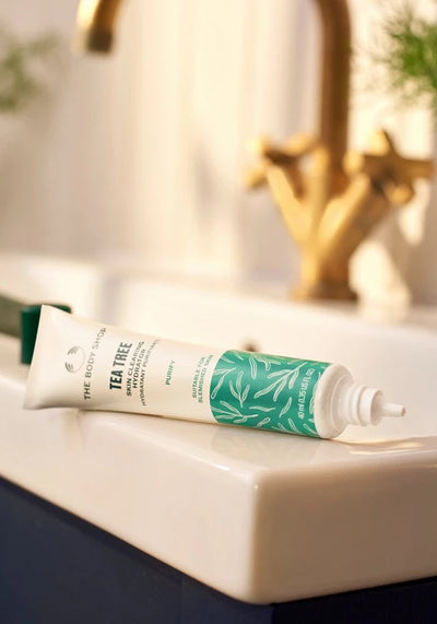 TEA TREE SKIN CLEARING HYDRATOR