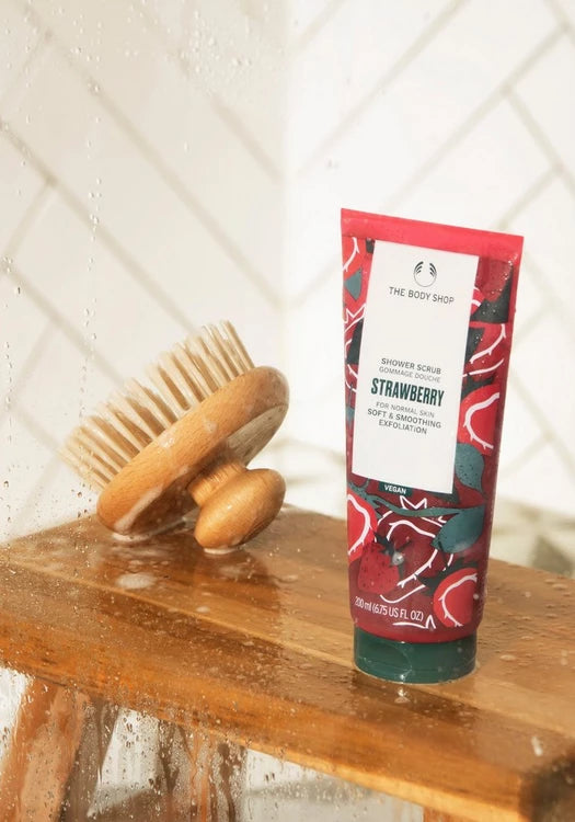 SHOWER SCRUB STRAWBERRY