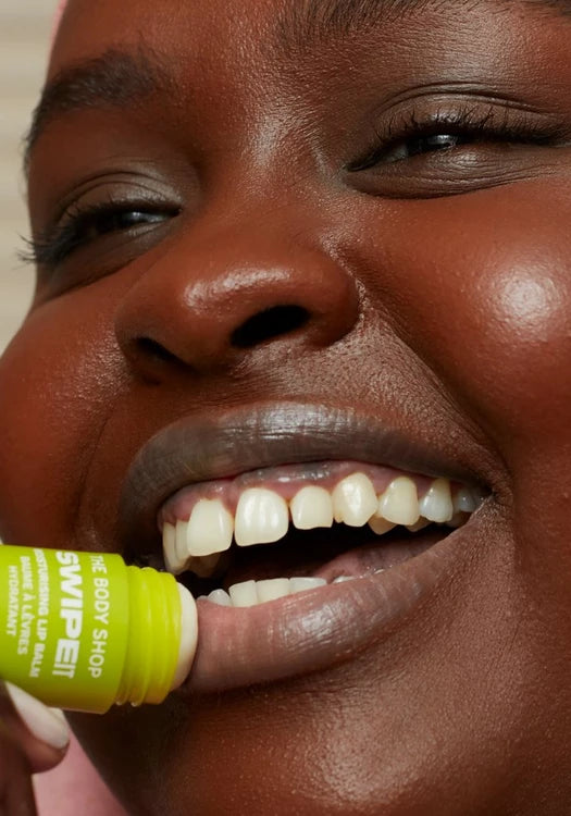 SWIPE IT MOISTURIZING LIP BALM